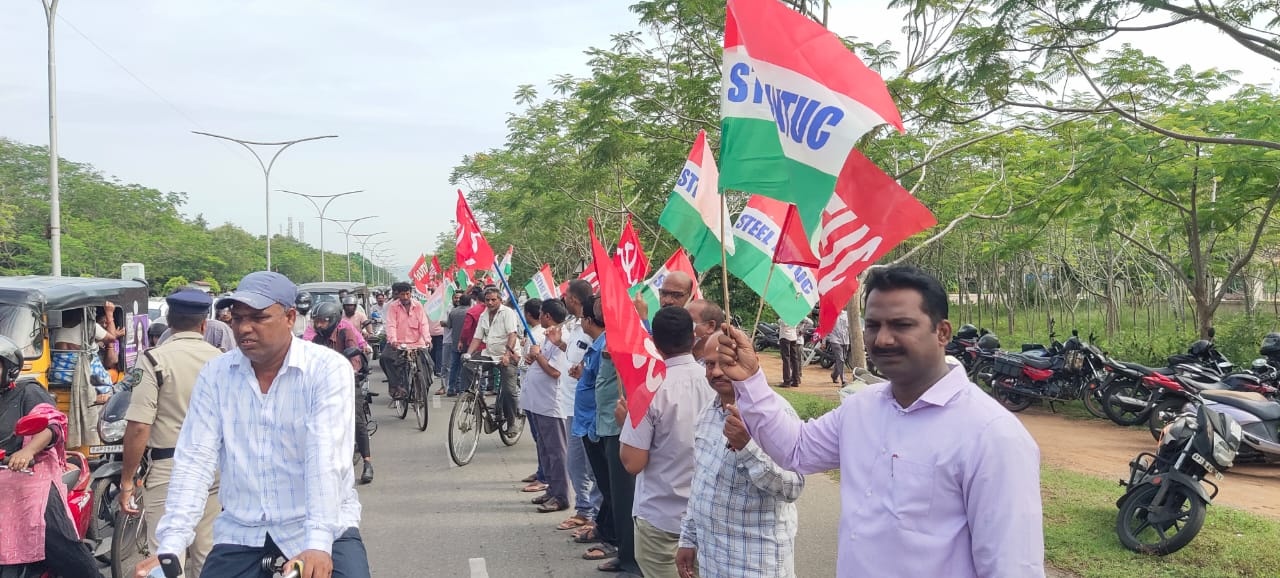 Unions in India protest changes in labour laws IndustriALL